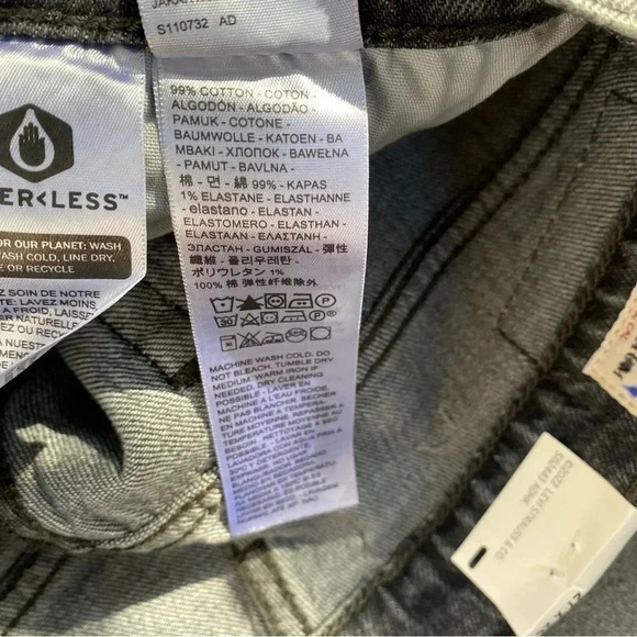 NWT Free People Levi's 501 Original Crop Jeans Mid Rise Straight Leg Firestarter - Picture 13 of 16